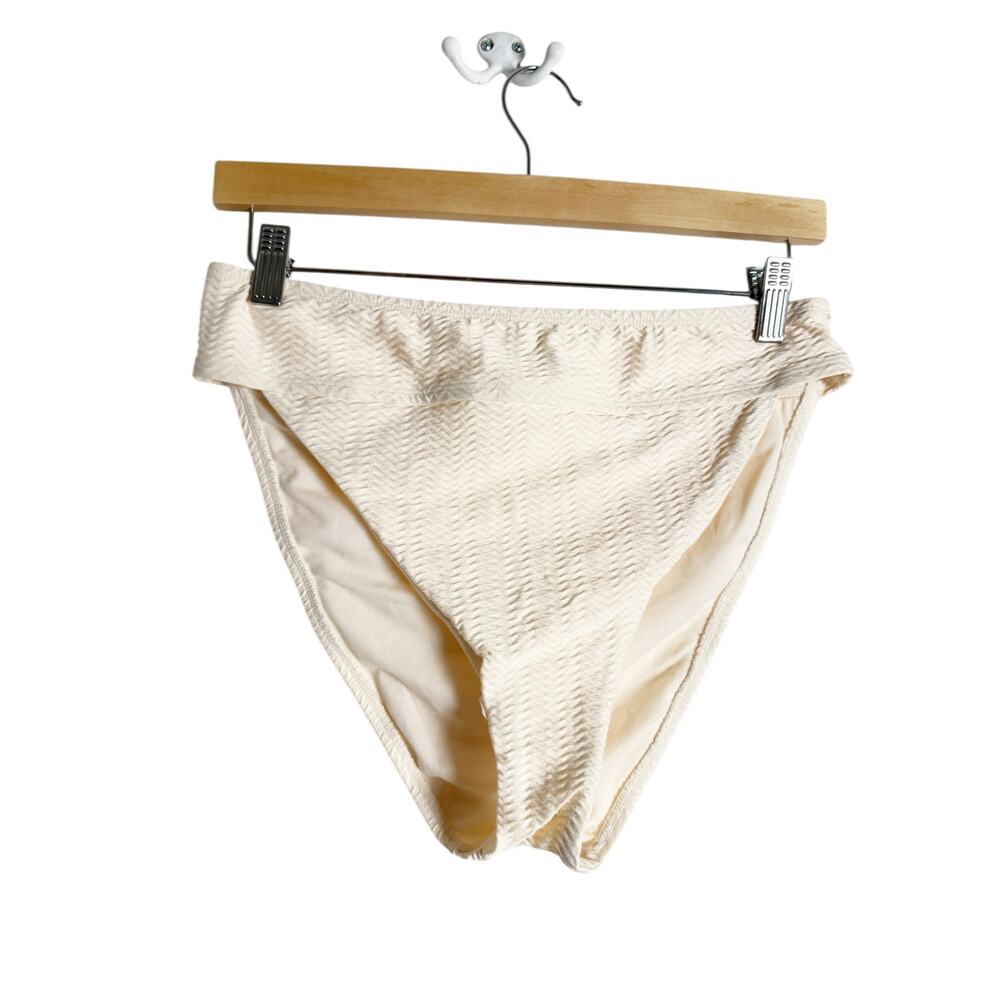 Sanctuary Cream Ribbed Two Piece Underwire Bikini Set Size Large - Picture 8 of 14